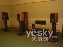 五一假期，何處安放身心？萬元級(jí)惠威音響邀您沉浸式體驗(yàn)居家視聽盛宴